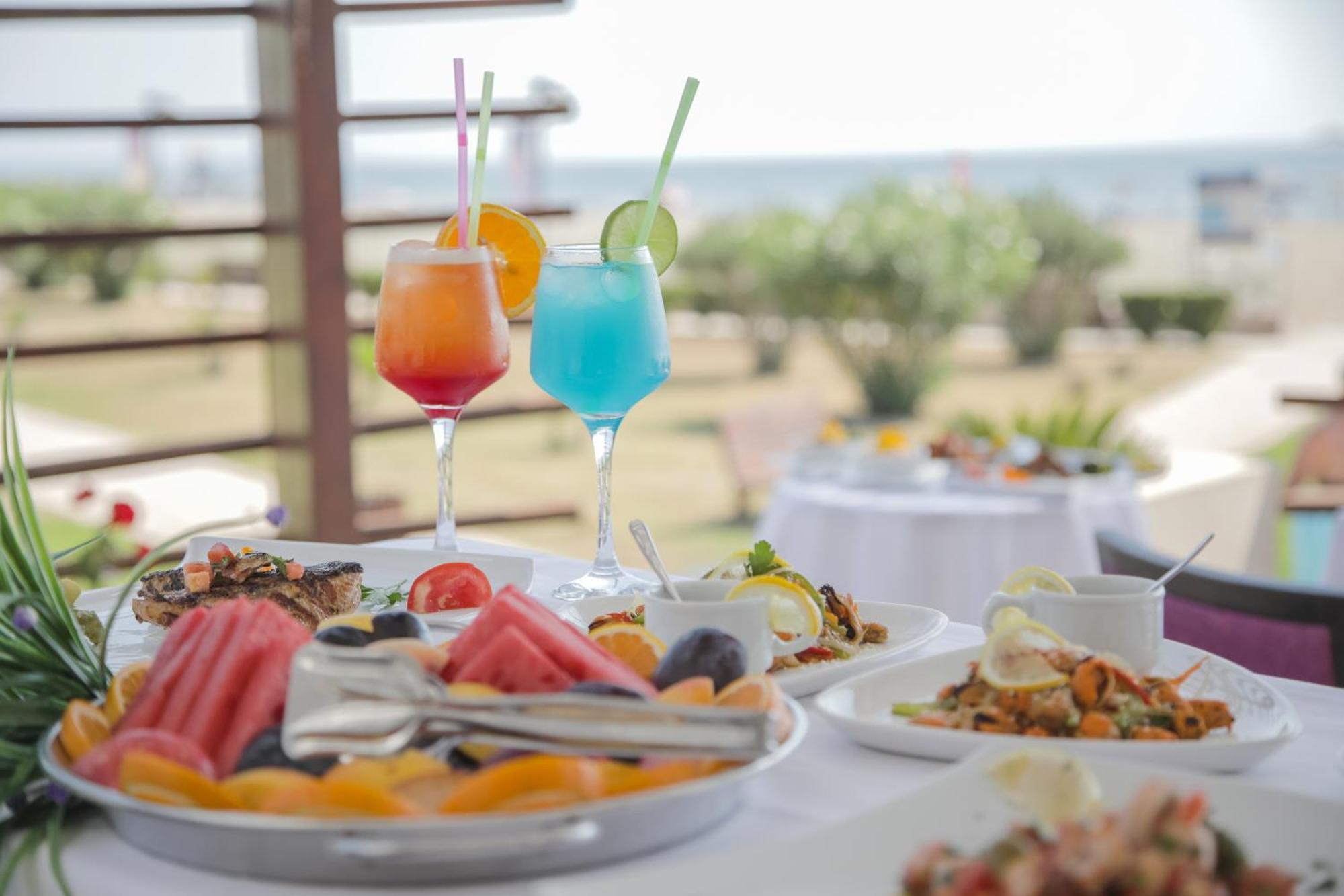 Azul Beach Resort Montenegro By Karisma Улцинь Экстерьер фото